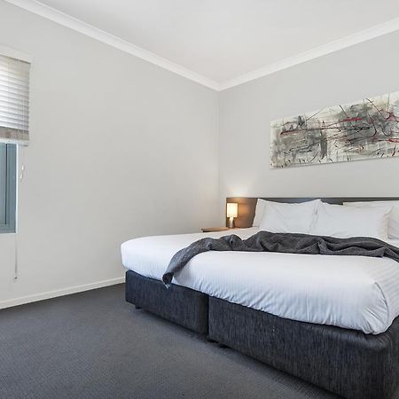 Moonlight Bay Apartments Rye Extérieur photo