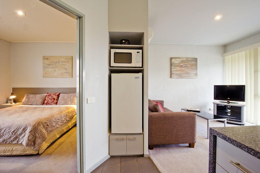 Moonlight Bay Apartments Rye Extérieur photo