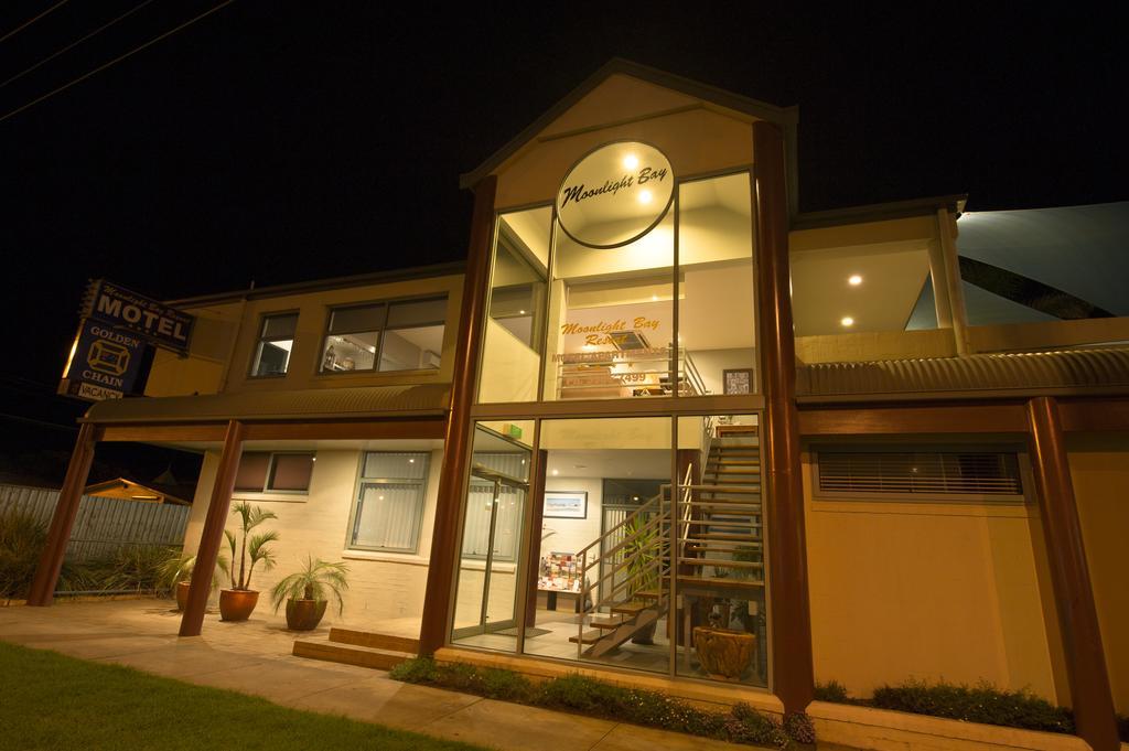 Moonlight Bay Apartments Rye Extérieur photo