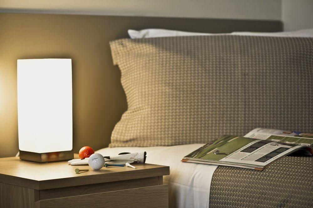 Moonlight Bay Apartments Rye Extérieur photo